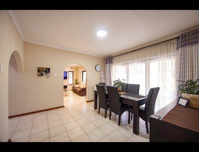 4 BEDROOM HOUSE FOR SALE IN MALVERN